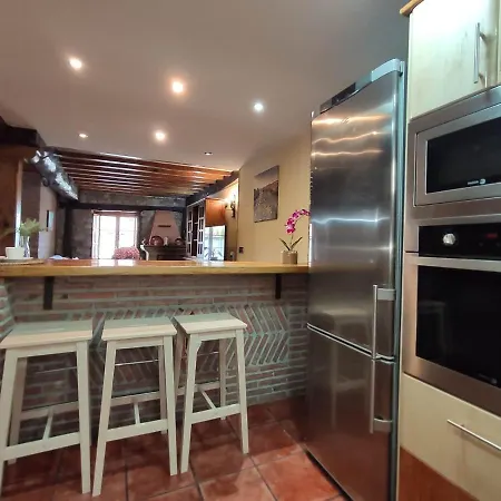 Casa Elvira * Molleda